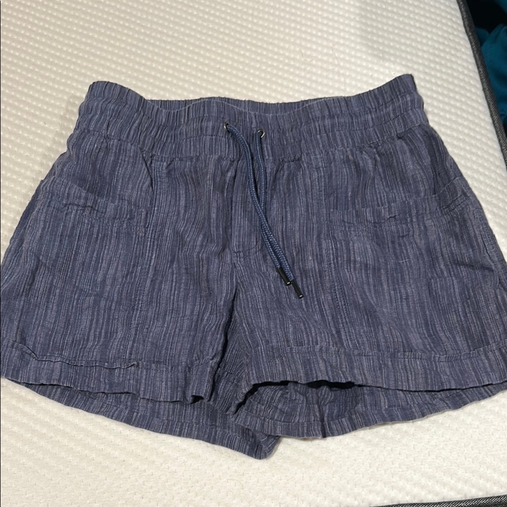 Athleta High Waist Blue Shorts with Elastic Waistband